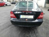 mercedes-benz clase c (w203) berlina del año 2004