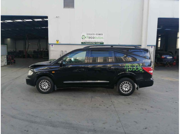 ssangyong rodius del año 2005