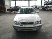 volvo s40 berlina del año 1999