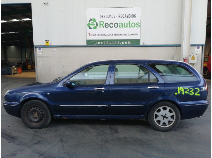 lancia lybra station wagon del año 1999