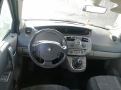 renault scenic ii del año 2005
