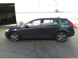 volvo v60 kombi del año 2011