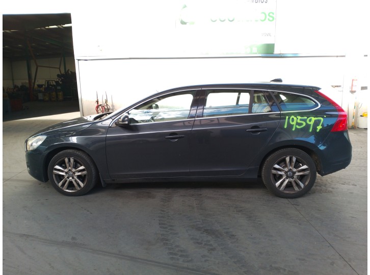 volvo v60 kombi del año 2011