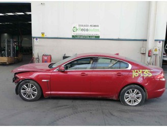 jaguar xf del año 2015