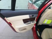 jaguar xf del año 2015