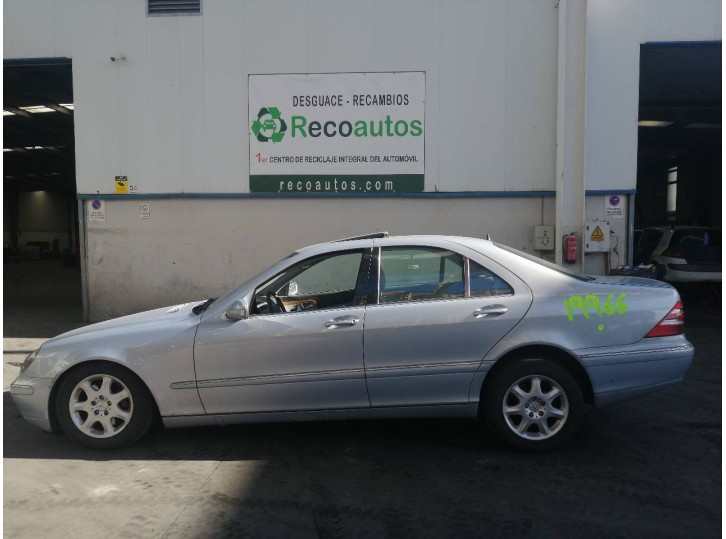 mercedes-benz clase s (w220) berlina del año 2002