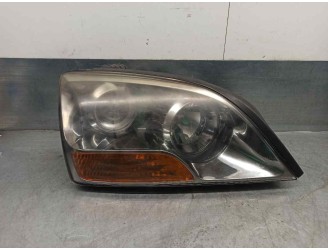 Recambio de faro derecho para kia sorento 2.5 crdi referencia OEM IAM 921023E5XX 5 PUERTAS