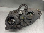 Replacement right headlight for Kia Sorento 2.5 CRDi OEM IAM reference 921023E5XX 5 DOORS