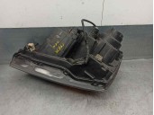 Replacement right headlight for Kia Sorento 2.5 CRDi OEM IAM reference 921023E5XX 5 DOORS