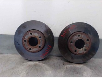 Recambio de disco freno delantero para ford focus lim. (cb4) 1.6 tdci cat referencia OEM IAM 1734696 