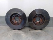 Replacement front brake disc for Ford Focus sedan (CB4) 1.6 TDCi CAT OEM IAM reference 1734696 