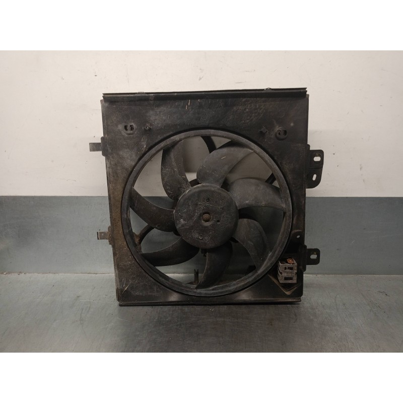 Recambio de electroventilador para citroën c3 1.4 e-hdi fap referencia OEM IAM 9682902080  VALEO