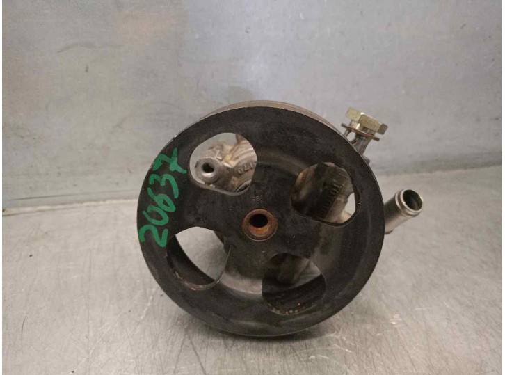 Recambio de bomba servodireccion para land rover discovery 2.7 td v6 cat referencia OEM IAM QVB500400 