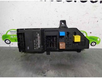 Recambio de caja reles / fusibles para opel vectra c berlina 1.9 16v cdti cat (z 19 dth / lrd) referencia OEM IAM 13193588 35917