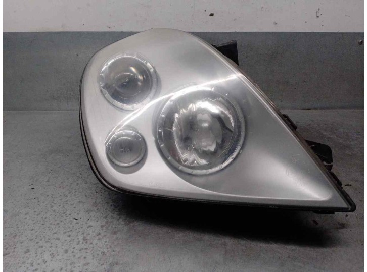Replacement right headlight for SsangYong Rexton 2.7 Turbodiesel CAT OEM IAM reference 8310208203HBC 