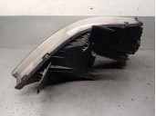 Replacement right headlight for SsangYong Rexton 2.7 Turbodiesel CAT OEM IAM reference 8310208203HBC 