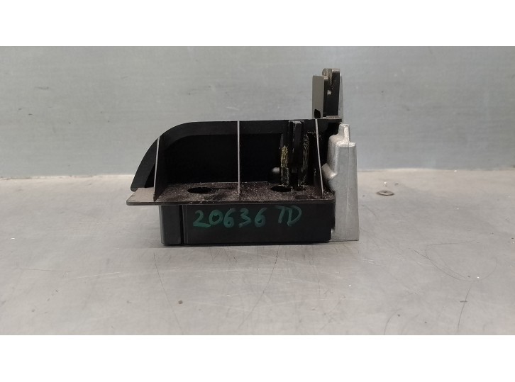 Recambio de molduras traseras para bmw x5 (e70) 3.0 turbodiesel referencia OEM IAM 9928100013 