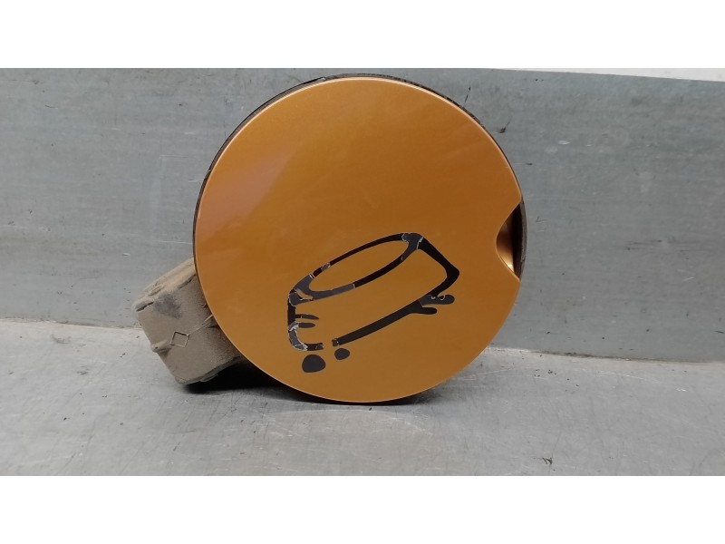 Recambio de tapa exterior combustible para peugeot 207 1.6 16v referencia OEM IAM 9681730680  