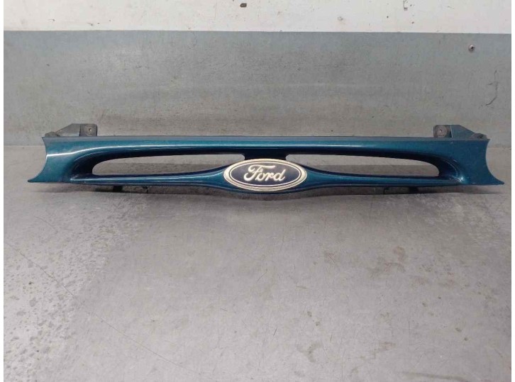 Replacement front grille for Ford Mondeo sedan/estate (FD) 1.8 16V CAT OEM IAM reference 95BG8A133 