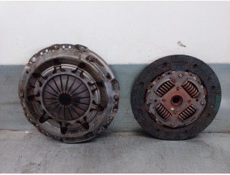 Recambio de kit embrague para peugeot partner kombi 1.6 referencia OEM IAM 9633909880 205271 9653909780 LUK