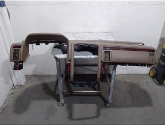 Recambio de salpicadero para jeep gr.cherokee (wj/wg) 3.1 td cat referencia OEM IAM 5HK981TMAA  