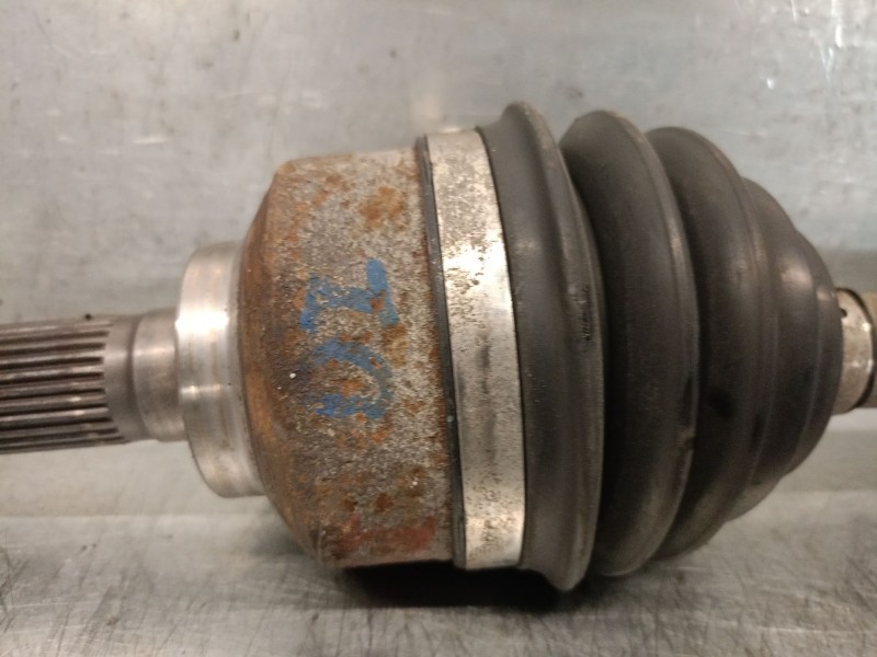 Recambio de transmision delantera izquierda para kia sorento 2.5 crdi cat referencia OEM IAM 495003E000 495003E000 