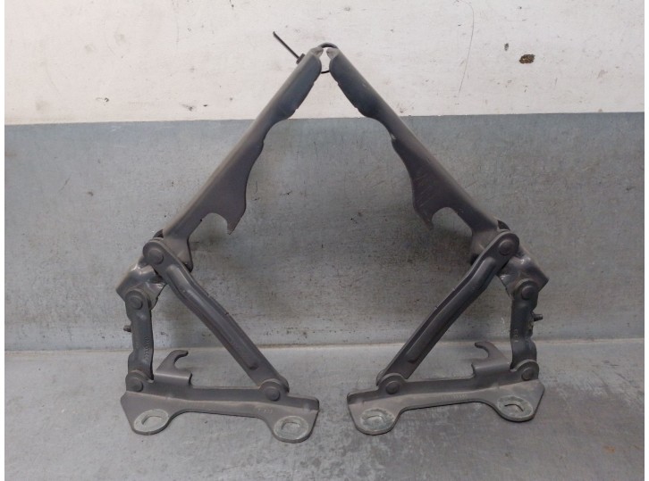 Recambio de bisagra capot para chevrolet hhr 2.4 16v referencia OEM IAM 22713965B 22713965 - 22713966 