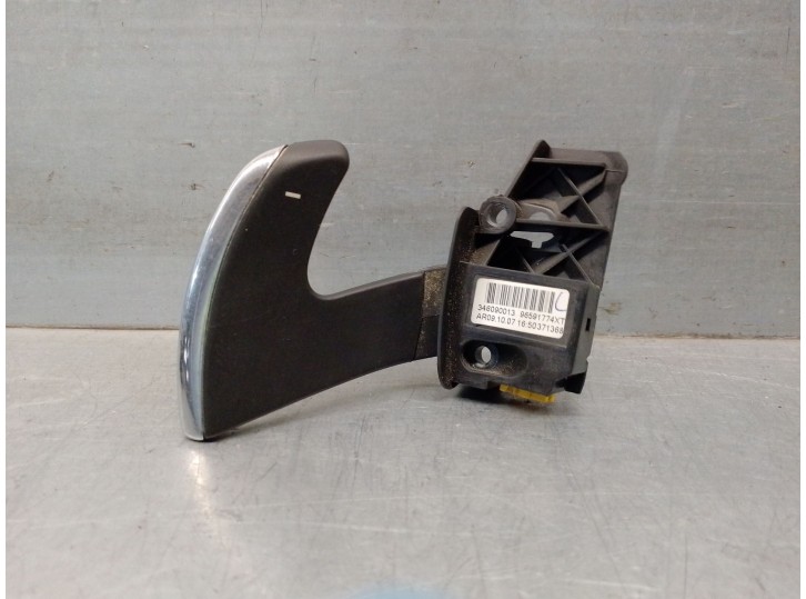 Recambio de mando volante para citroën c4 picasso 1.6 16v hdi fap referencia OEM IAM 96591774XT VALEO