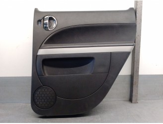 Recambio de guarnecido puerta trasera derecha para chevrolet hhr 2.4 16v referencia OEM IAM 15787586 15787591 