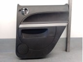 Recambio de guarnecido puerta trasera derecha para chevrolet hhr 2.4 16v referencia OEM IAM 15787586 15787591 