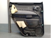 Recambio de guarnecido puerta trasera derecha para chevrolet hhr 2.4 16v referencia OEM IAM 15787586 15787591 