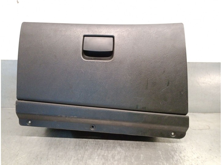Recambio de guantera para hyundai coupe (gk) 1.6 fx referencia OEM IAM 845412C000 