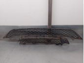 Recambio de rejilla delantera para land rover evoque 2.2 td4 cat referencia OEM IAM BJ3217K945A BJ3217K945A 