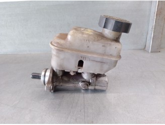 Recambio de bomba freno para kia sorento 2.5 crdi referencia OEM IAM 591203E110  