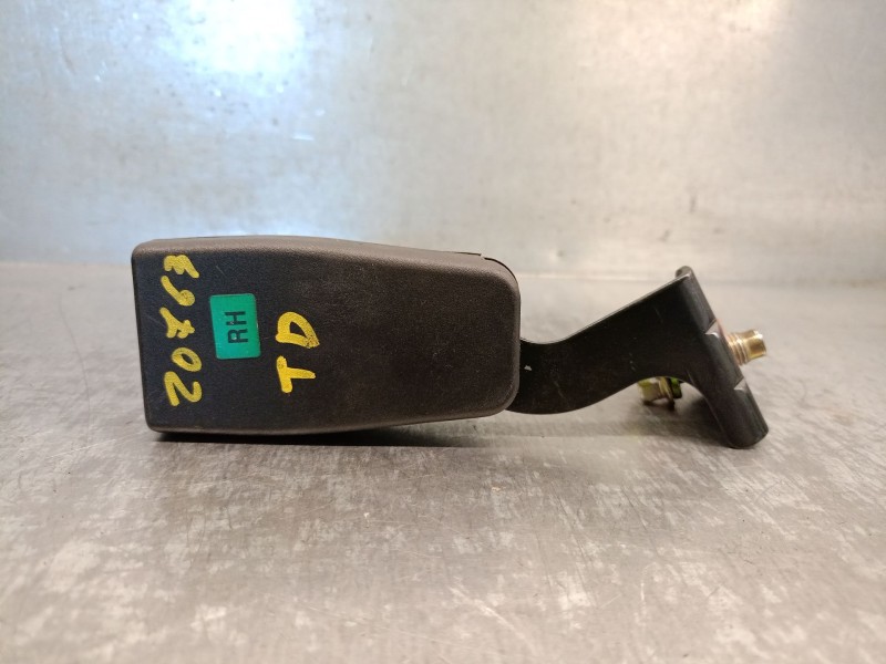 Recambio de enganche cinturon para hyundai coupe (gk) 1.6 fx referencia OEM IAM 898402C000LK 898402C000LK TRASERO DERECHO