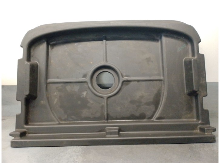 Replacement rear parcel shelf for Chevrolet HHR 2.4 16V OEM IAM reference 4350157 15281205 