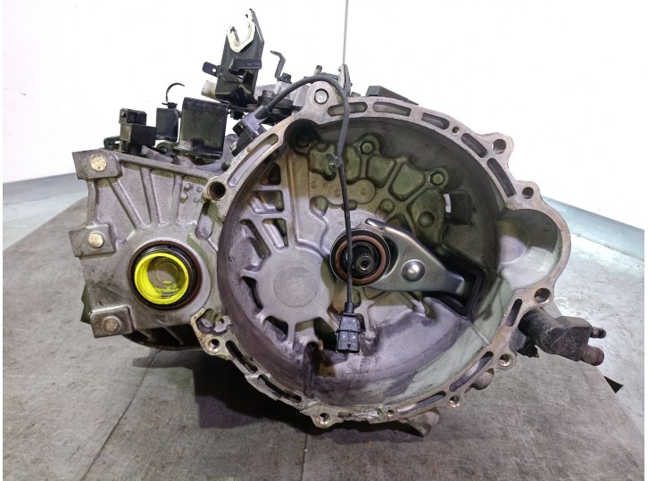 Recambio de caja cambios para hyundai i30 1.6 crdi cat referencia OEM IAM S71767 4300023360 464901