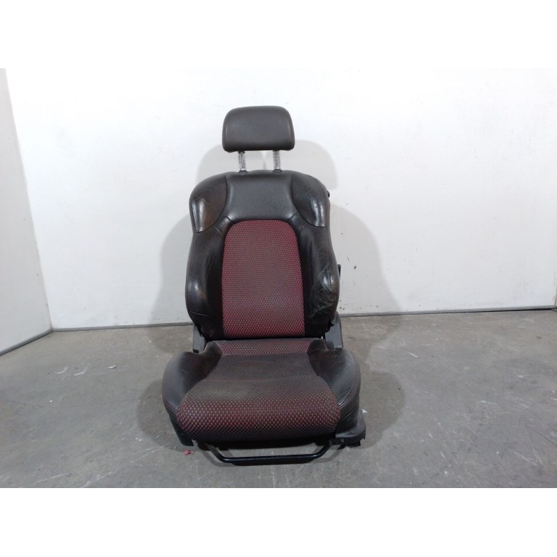 Recambio de asiento delantero izquierdo para hyundai coupe (gk) 1.6 fx referencia OEM IAM 883002C520ECB 883002C520ECB 