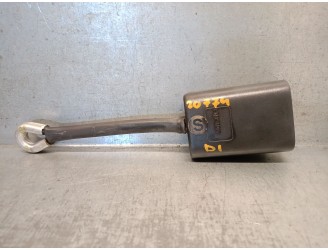 Recambio de enganche cinturon para fiat bravo (182) 1.9 turbodiesel referencia OEM IAM 10444582  