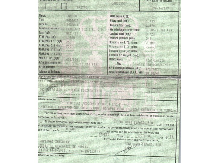 lancia lancia y del año 1996