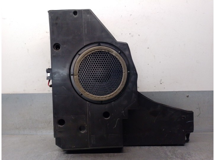 Recambio de altavoz/altavoces para chevrolet hhr 2.4 16v referencia OEM IAM 15930451 PIONNER 821607108