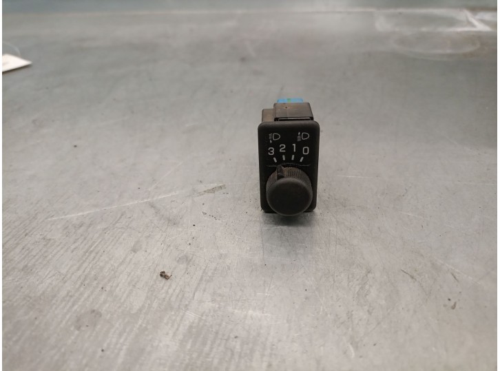 Replacement dashboard light switch for Nissan Primera Saloon (P12) 1.6 CAT OEM IAM reference 25190AV600 25190AV600 