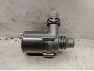 Recambio de bomba agua para bmw x5 (e70) 3.0 turbodiesel referencia OEM IAM 64114245221 64119197085 702078341 PIERBURG