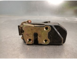 Recambio de cerradura puerta trasera izquierda para jeep gr.cherokee (wj/wg) 3.1 td cat referencia OEM IAM 55135621AB 55135621AB