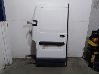 Replacement rear left door for Nissan Interstar mod. 04 (X70) 2.5 DCI diesel cat OEM IAM reference 