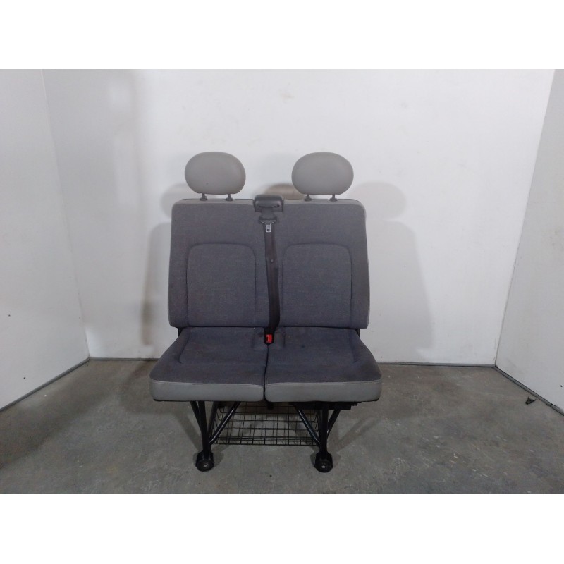 Recambio de asiento delantero derecho para nissan interstar mod. 04 (x70) 2.5 dci diesel cat referencia OEM IAM 8762500QAA 87625