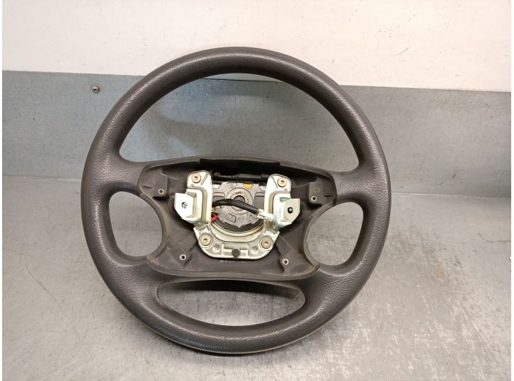 Replacement steering wheel for Lancia Lancia Y 1.2 CAT OEM IAM reference 719668635 719668635 