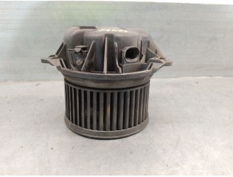 Recambio de motor calefaccion para renault master desde ´98 2.5 diesel referencia OEM IAM 7701035892  