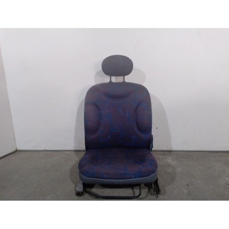 Recambio de asiento delantero derecho para renault twingo (co6) 1.3 cat referencia OEM IAM 7701061217 7701061217 