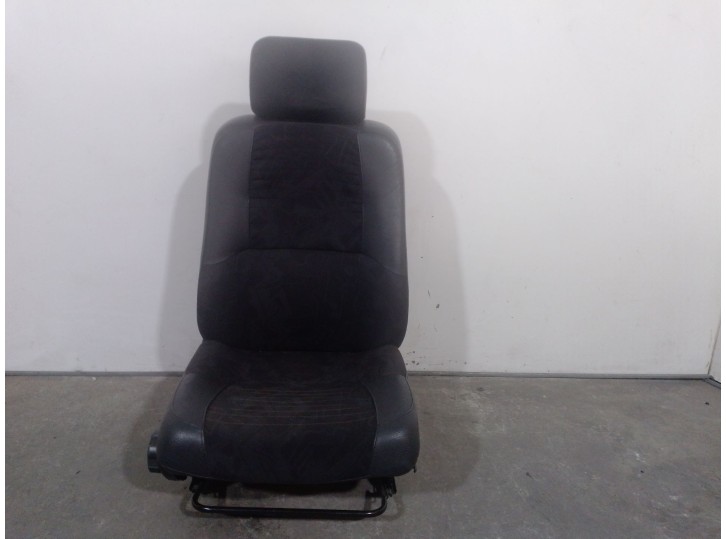 Replacement front right seat for Volvo Series 460 2.0 CAT OEM IAM reference 3411592 3411592 